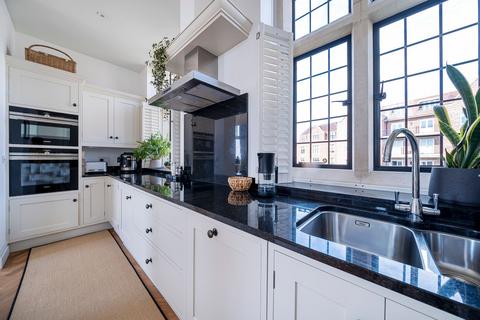 2 bedroom apartment for sale, Kings Drive, Midhurst, GU29