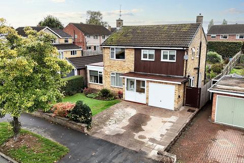 3 bedroom detached house for sale, Yelverton Avenue, Stafford, ST17