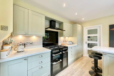 3 bedroom detached house for sale, Yelverton Avenue, Stafford, ST17