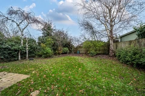 undefined, Packington Close, Swindon, SN5 5PB