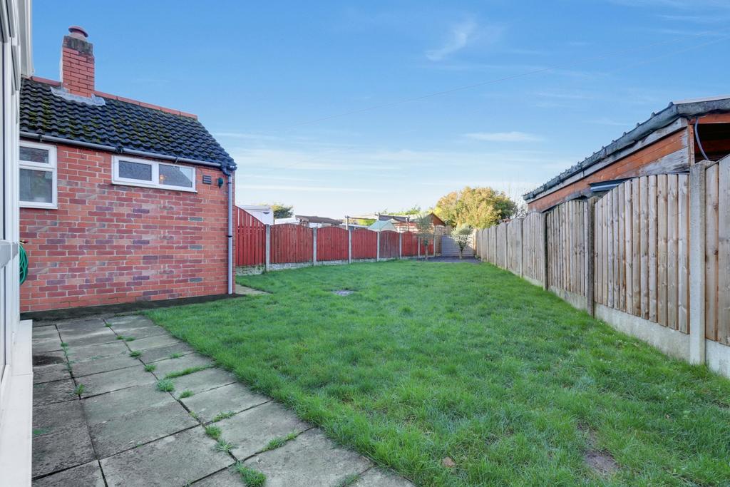 2- Rob Hammond Ewe Move Pontefract