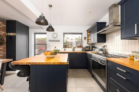 undefined, Luckwell Road, Bedminster