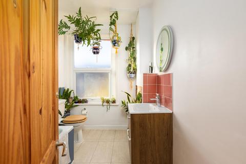 2 bedroom terraced house for sale, York Street, Redfield