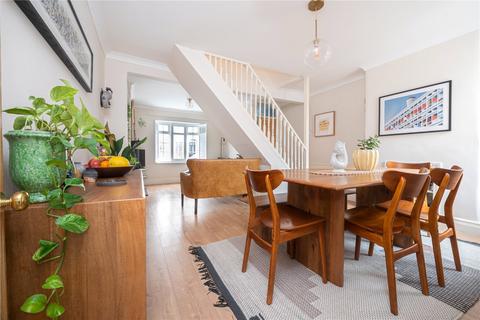 undefined, Warwick Road, Twickenham