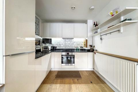 1 bedroom property for sale, Capitol Way, Bree Court, NW9