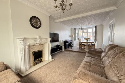 3 bedroom semi-detached house for sale, Quinton Road West, Quinton