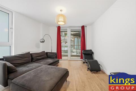 1 bedroom flat for sale, Coppermill Heights, Daneland Walk, London