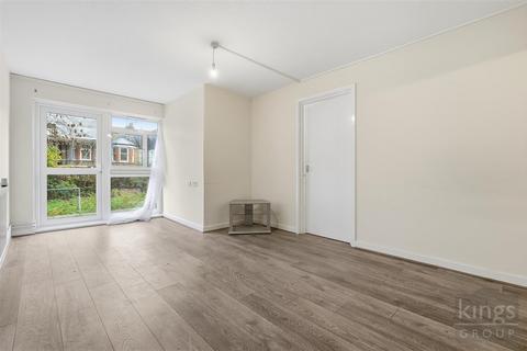 1 bedroom flat for sale, The Avenue, London