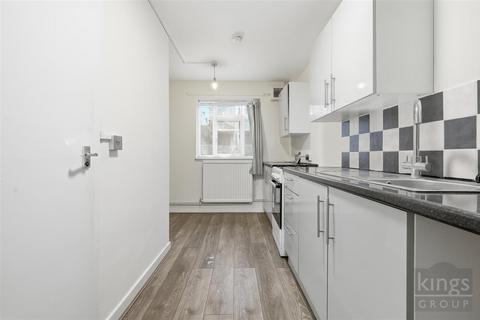 1 bedroom flat for sale, The Avenue, London