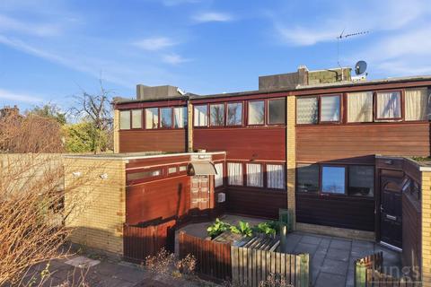 3 bedroom house for sale - Partridge Way, London