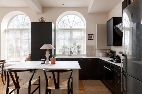 2 bedroom ground floor flat for sale, Woodlands Heights, Vanbrugh Hill London SE3