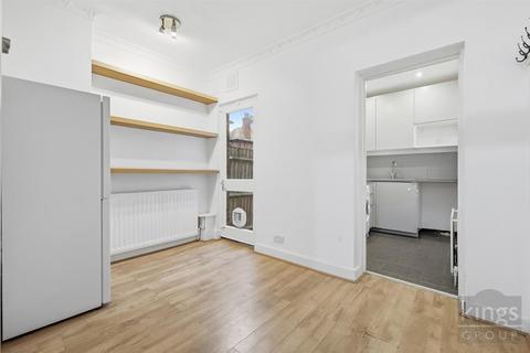 2 bedroom house for sale, Spigurnell Road, London