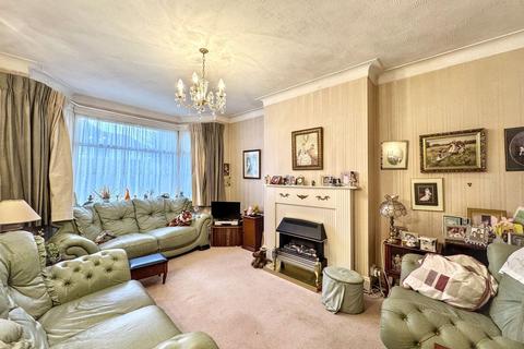 Fairfield Crescent, Edgware, HA8