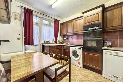 3 bedroom semi-detached house for sale, Fairfield Crescent, Edgware, HA8