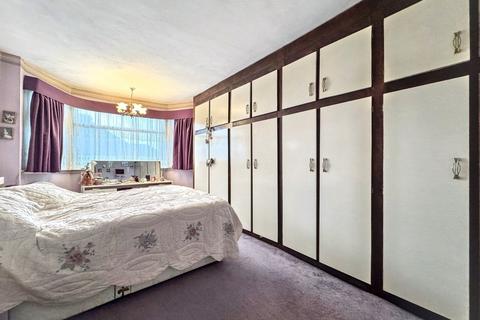 3 bedroom semi-detached house for sale, Fairfield Crescent, Edgware, HA8