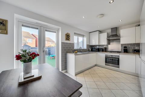 3 bedroom terraced house for sale, Little Ground, Purton, SN5 4GS