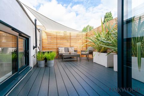 2 bedroom flat for sale, Stoke Newington High Street, London, N16