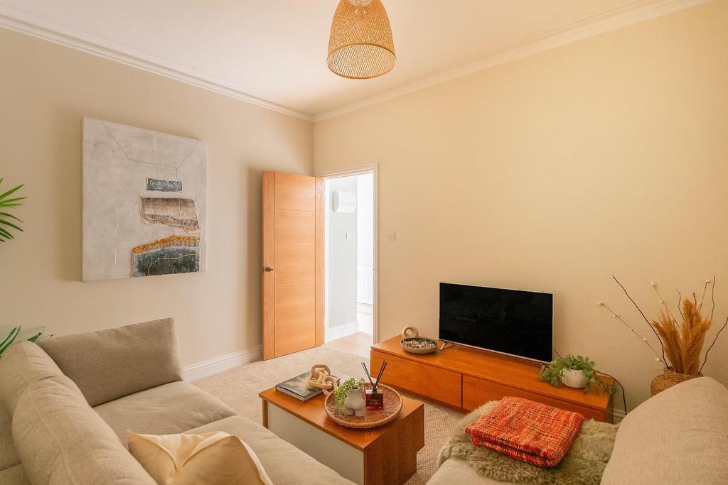 2 R1 RGK - Sitting Room A.jpg