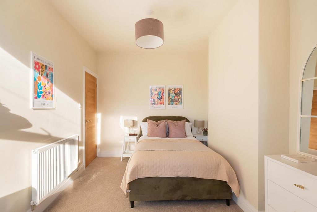 2 R1 RGK - Bedroom E.jpg