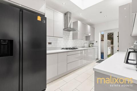 3 bedroom terraced house for sale, Gateside Road, London SW17