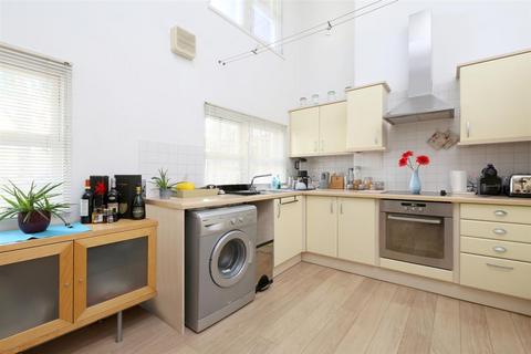 2 bedroom apartment for sale, Scholars Place, London, N16