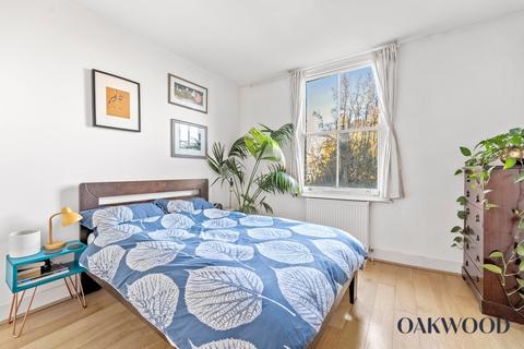 2 bedroom flat for sale, Evering Road, London, N16