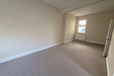 4 bedroom end of terrace house for sale, Station Road, Plymouth PL2