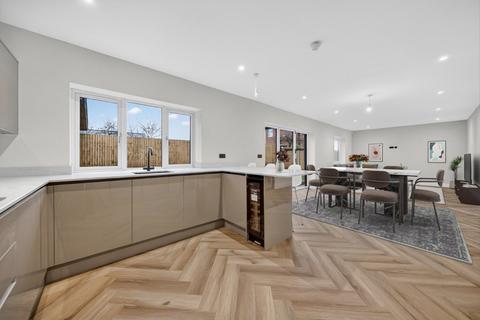 5 bedroom detached house for sale, The View, Alwoodley, Leeds, West Yorkshire, LS17