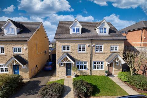 4 bedroom semi-detached house for sale, Turing Fold, Horsforth, Leeds, West Yorkshire, LS18