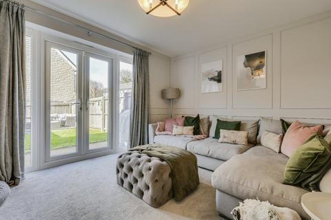 4 bedroom semi-detached house for sale, Turing Fold, Horsforth, Leeds, West Yorkshire, LS18