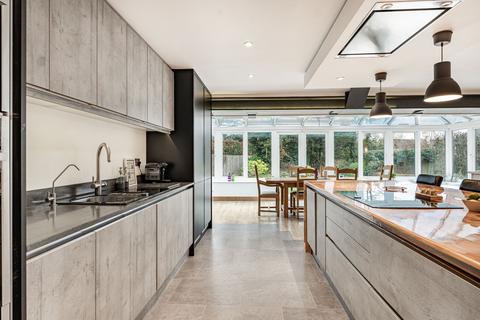 4 bedroom bungalow for sale, Lymington Bottom, Four Marks, Alton, Hampshire