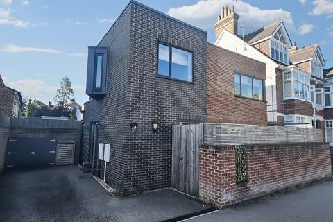 3 bedroom detached house for sale, Southfield Road, Tunbridge Wells TN4