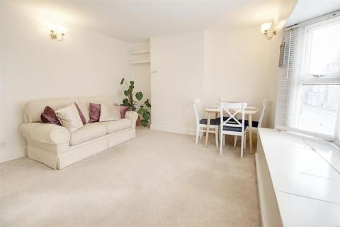 undefined, High Street, Berkhamsted