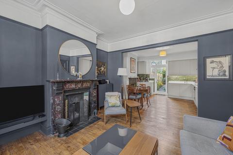 2 bedroom apartment for sale, Widdenham Road, London, N7