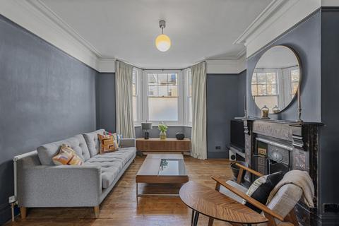 2 bedroom apartment for sale, Widdenham Road, London, N7