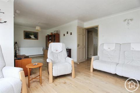 4 bedroom detached house for sale, Southsea Avenue, Minster On Sea, Sheerness, ME12