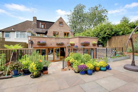 undefined, Dunstable Road, Studham, LU6