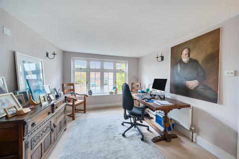 5 bedroom detached house for sale, Wellcroft, Ivinghoe,Buckinghamshire