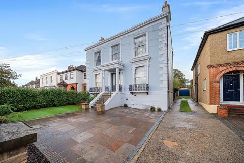 6 bedroom detached house for sale, Old Road East, Gravesend DA12
