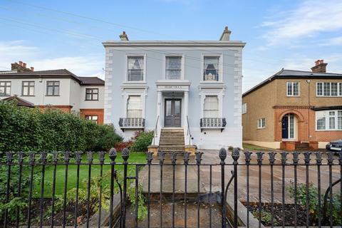 6 bedroom detached house for sale, Old Road East, Gravesend DA12