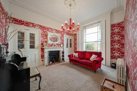 6 bedroom detached house for sale, Old Road East, Gravesend DA12