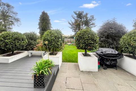 3 bedroom end of terrace house for sale, Second Avenue, Gillingham, ME7