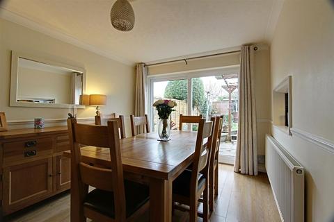 undefined, Buckingham Road, Tring