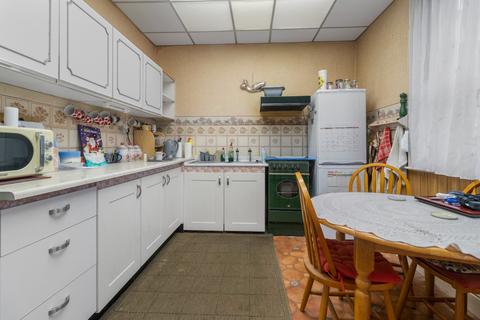 2 bedroom semi-detached house for sale, Upper Howsell Road, Malvern, Worcestershire, WR14 1TL