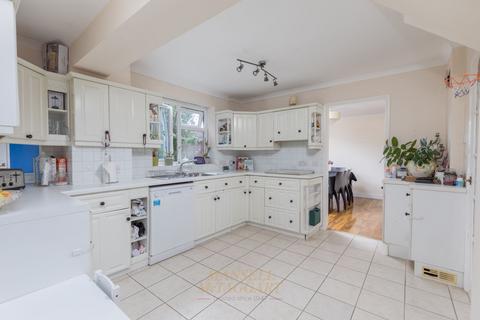 undefined, York Road, Crawley RH10