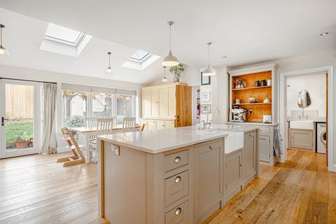 4 bedroom detached house for sale, Ashdon Road, Saffron Walden, CB10