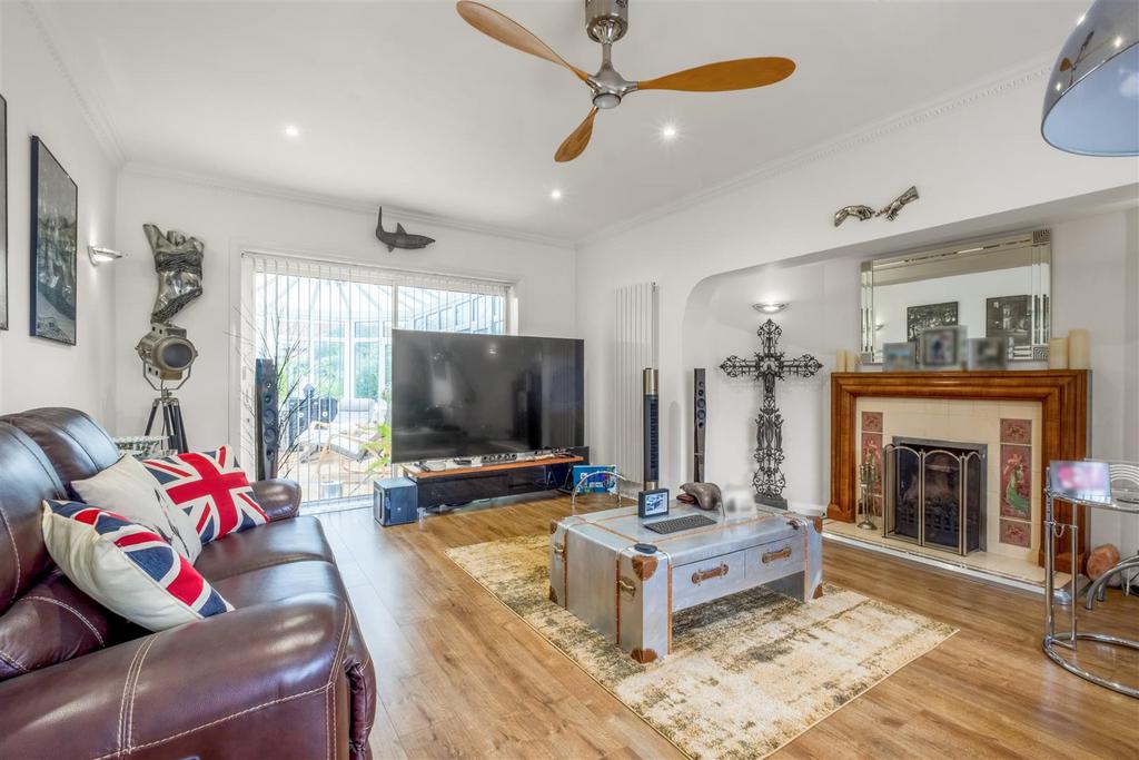 47 Shirley Drive-7.jpg
