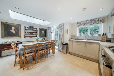 4 bedroom terraced house for sale, Simpson Street, London, SW11