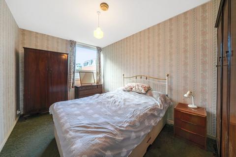 2 bedroom property for sale, Henty Close, London, SW11