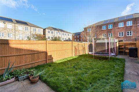 4 bedroom end of terrace house for sale, Lovegrove Way, London, N20